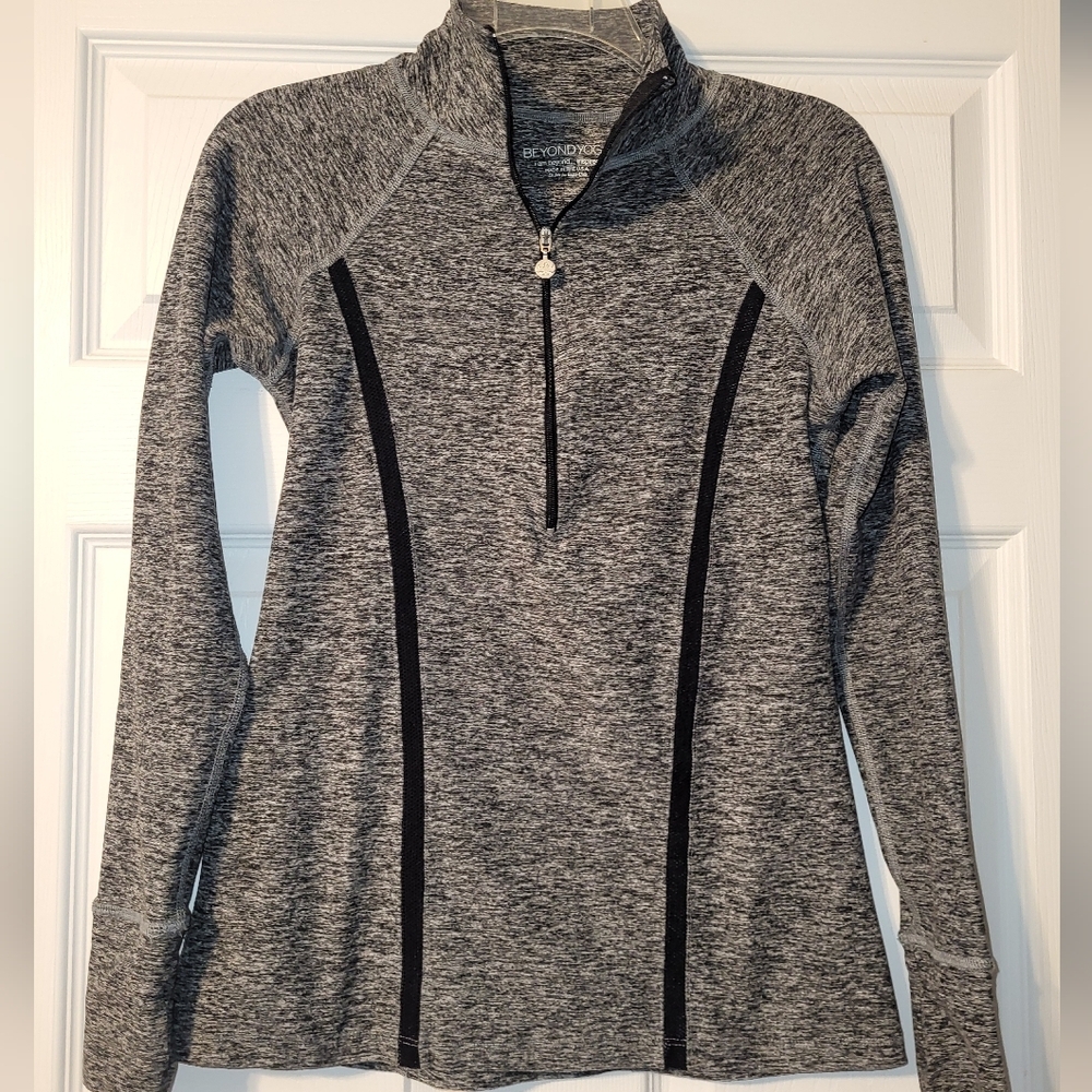 Beyond Yoga Spacedye Quarter Zip Shirt Size Small Black Gray